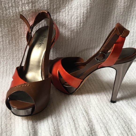 Charles David Platform Sandals sz 5 1/2 - Picture 1 of 3